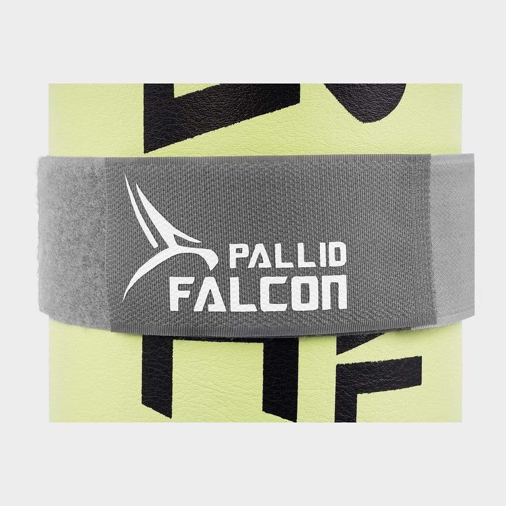 graues klettband und mattenhalteband für pallid falcon gymnastikmatte und fitnessmatte befestigt vorne an türkis falcon one